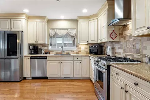 1490 Irving Ave, Monterey, CA 93940 photo 11
