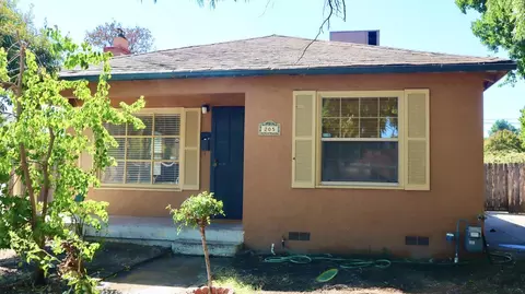 205 Poplar Ave, Manteca, CA 95336 photo 1