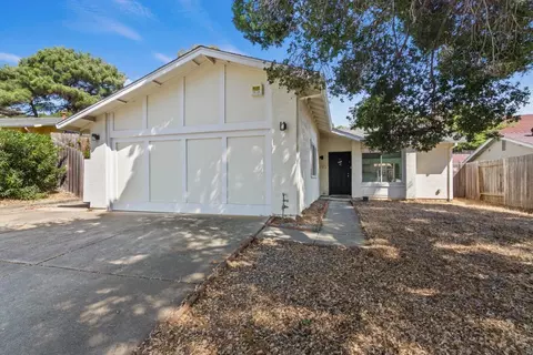 512 Holly St, Vallejo, CA 94589 photo 1