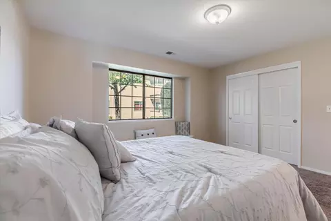 1052 Padre Dr 2, Salinas, CA 93901 photo 19