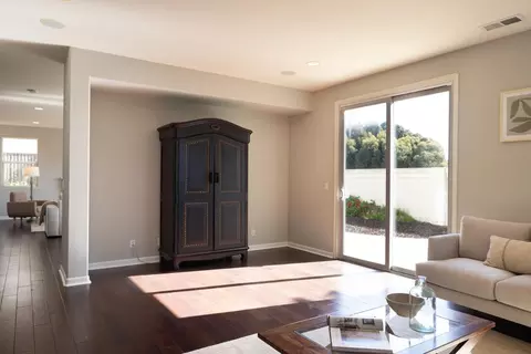 5030 Peninsula Point Dr, Seaside, CA 93955 photo 8