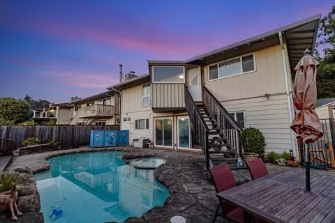 Exterior - 9 Barton Pl, Pacifica, CA 94044 photo 20 of 27
