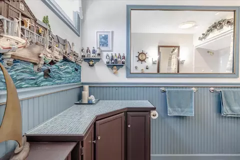 Bath - 9 Barton Pl, Pacifica, CA 94044 photo 6 of 8