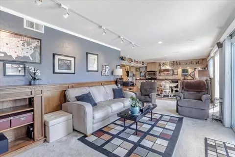 Living - 9 Barton Pl, Pacifica, CA 94044 photo 6 of 6