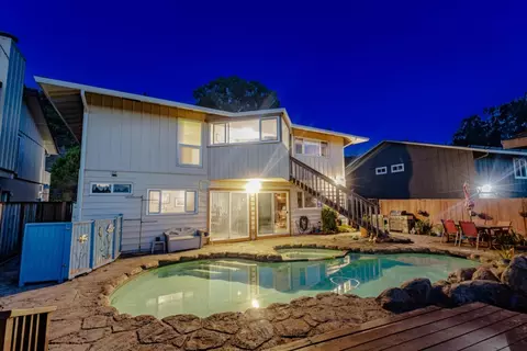Exterior - 9 Barton Pl, Pacifica, CA 94044 photo 24 of 27