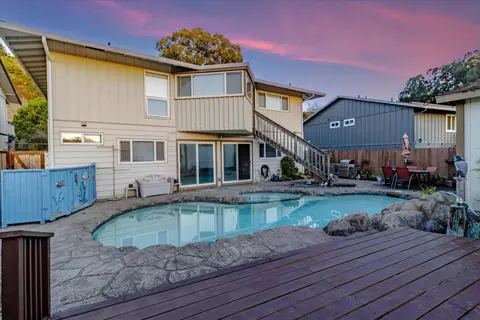 Other - 9 Barton Pl, Pacifica, CA 94044 photo 8 of 12