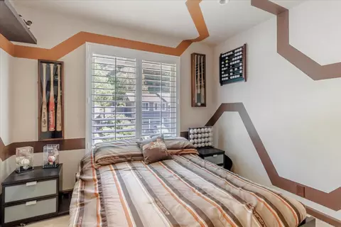 Bedroom - 9 Barton Pl, Pacifica, CA 94044 photo 6 of 10