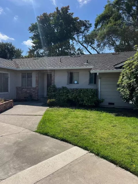 1330 El Moro Dr, Campbell, CA 95008