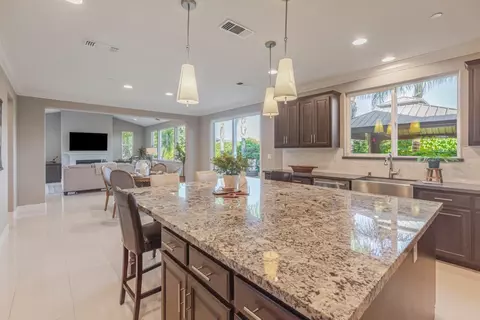 Kitchen - 9958 Bobcat Ct, Gilroy, CA 95020 photo 6 of 6