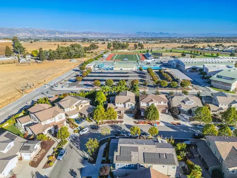 View/Area - 9958 Bobcat Ct, Gilroy, CA 95020 photo 3 of 9
