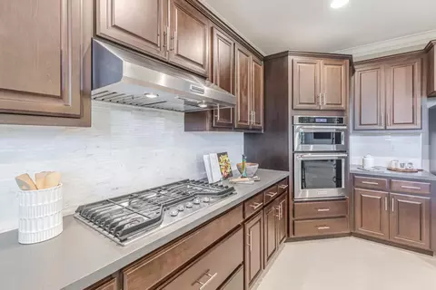 Kitchen - 9958 Bobcat Ct, Gilroy, CA 95020 photo 2 of 6