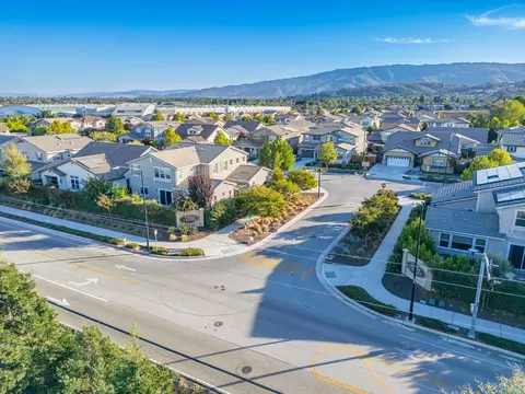 View/Area - 9958 Bobcat Ct, Gilroy, CA 95020 photo 9 of 9