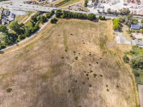 30 Riverside Rd, Watsonville, CA 95076 photo 37
