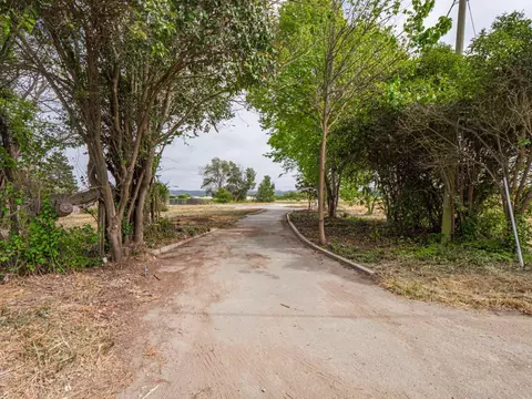 30 Riverside Rd, Watsonville, CA 95076 photo 2