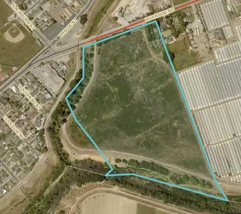 30 Riverside Rd, Watsonville, CA 95076