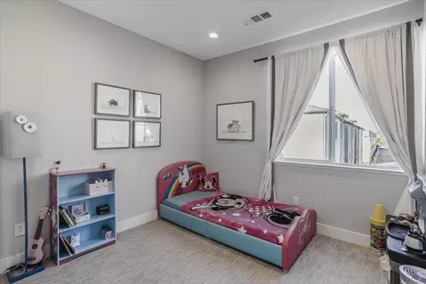 2072 Tarob Ct, Milpitas, CA 95035 photo 16