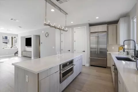 2072 Tarob Ct, Milpitas, CA 95035 photo 7