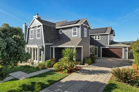 345 Seymour St, Half Moon Bay, CA 94019