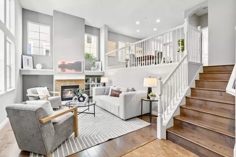 1098 Lund Ter, Sunnyvale, CA 94089