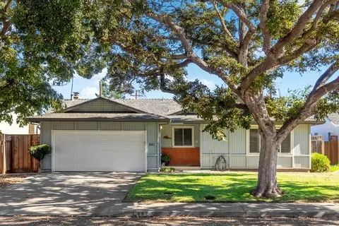 882 Roble Dr, Sunnyvale, CA 94086