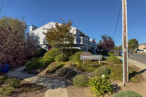 1755 30th Ave, Santa Cruz, CA 95062