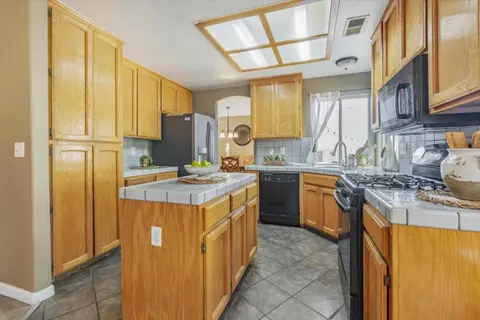 1515 Via Alberti, Gustine, CA 95322 photo 13