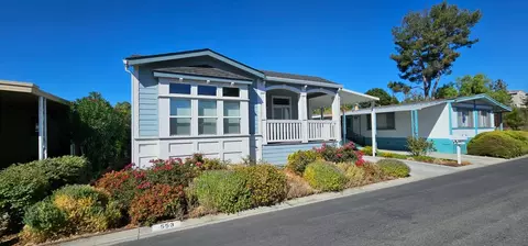 553 Millpond Dr 553, San Jose, CA 95125