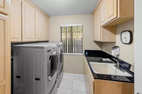 365 Martens Ave, Mountain View, CA 94040 photo 30
