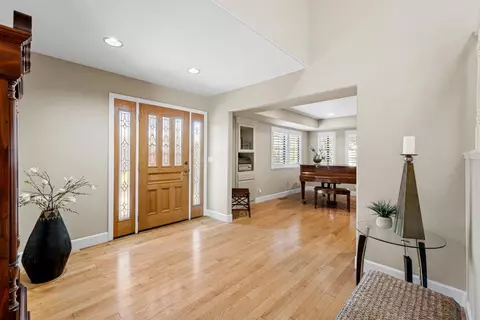 365 Martens Ave, Mountain View, CA 94040 photo 7
