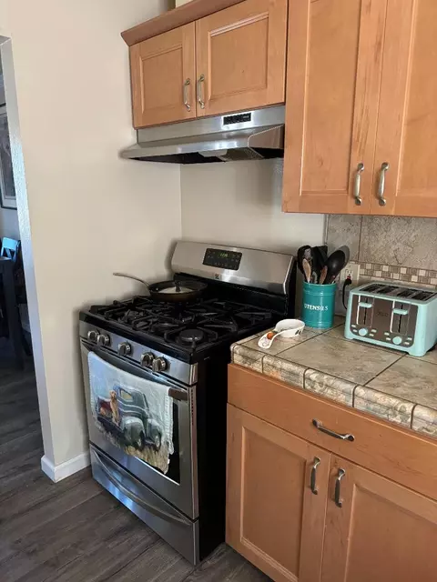 1020 Seventh St, Monterey, CA 93940 photo 2