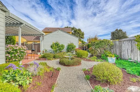 29 Talbot St, Salinas, CA 93901 photo 3