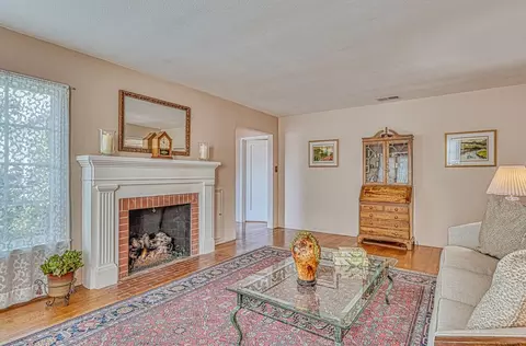 29 Talbot St, Salinas, CA 93901 photo 32