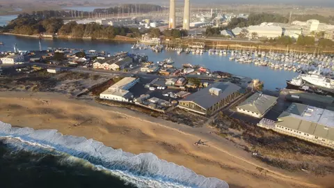 7550 Sandholdt Rd, Moss Landing, CA 95039
