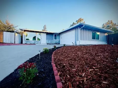 709 Lakefair Dr, Sunnyvale, CA 94089
