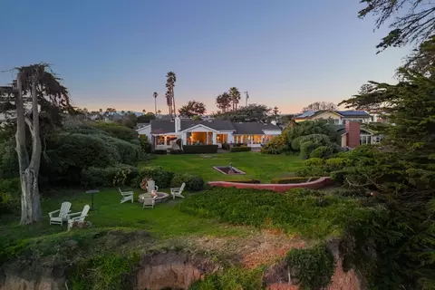4150 Opal Cliff Dr, Santa Cruz, CA 95062