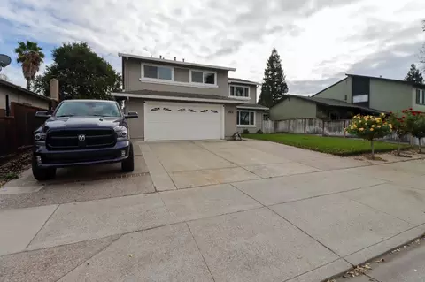 710 W 8th St, Gilroy, CA 95020 photo 1