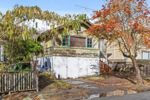 8 Marin Rd, Fairfax, CA 94930