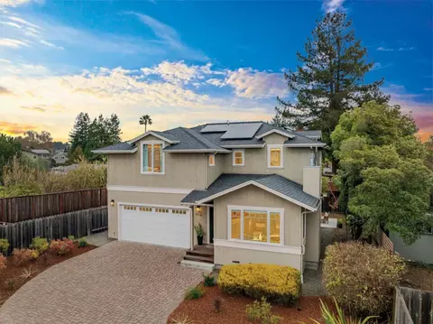 2216 Paul Minnie Ave, Santa Cruz, CA 95062