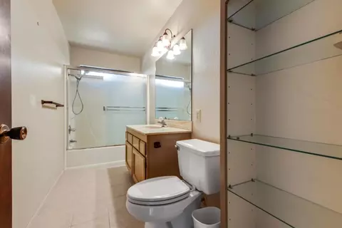 1112 Iverson St, Salinas, CA 93901 photo 16