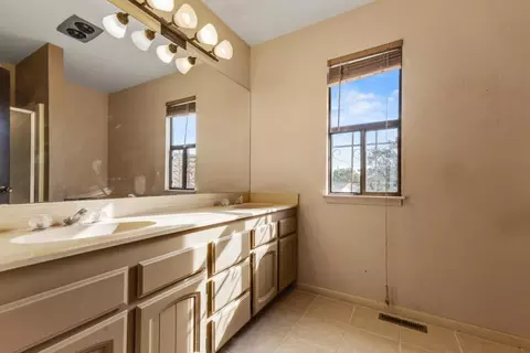 1112 Iverson St, Salinas, CA 93901 photo 20