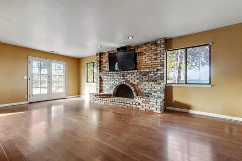 1112 Iverson St, Salinas, CA 93901 photo 17