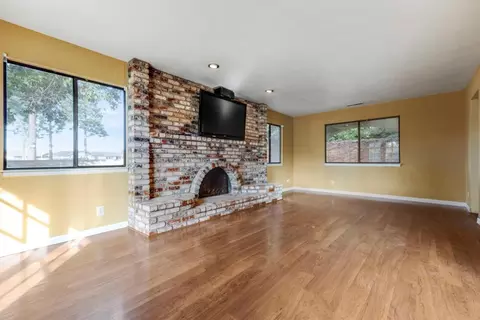 1112 Iverson St, Salinas, CA 93901 photo 10