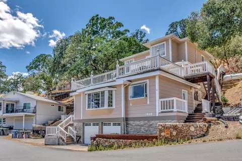 3848 Mariposa Dr, Clearlake Park, CA 95424