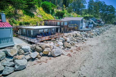 16 Potbelly Beach Rd, Aptos, CA 95003 photo 1