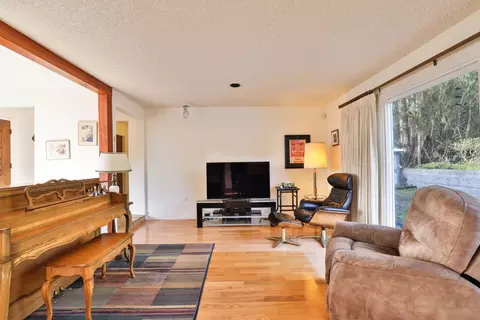 7375 Leafwood Dr, Salinas, CA 93907 photo 13