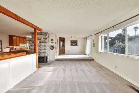 7375 Leafwood Dr, Salinas, CA 93907 photo 4