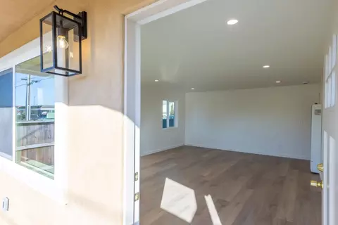 925 Hilby Ave, Seaside, CA 93955 photo 3