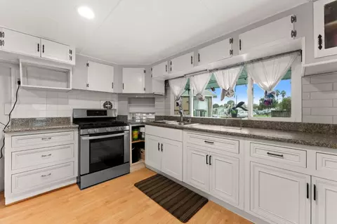 24 The Trees Dr 24, Concord, CA 94518 photo 12