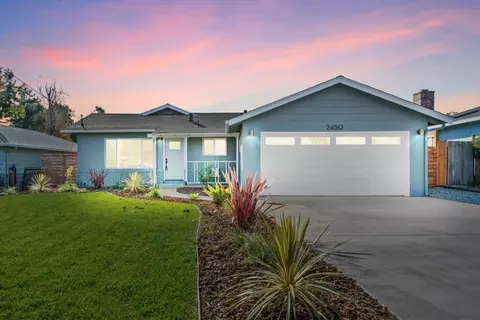 2450 Begonia Pl, Santa Cruz, CA 95062