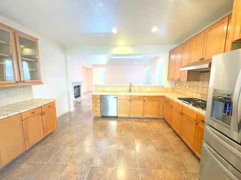 4825 Peninsula Point Dr, Seaside, CA 93955 photo 11